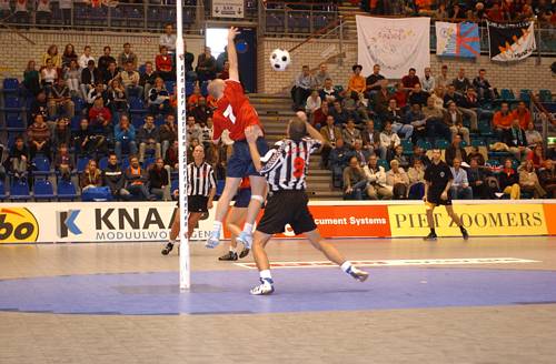 031102_3700.jpg 38384 byte