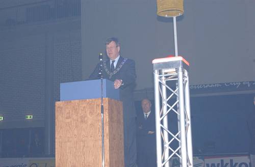 031102_3757.jpg 15033 byte