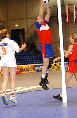 031105_4315.jpg 34996 byte