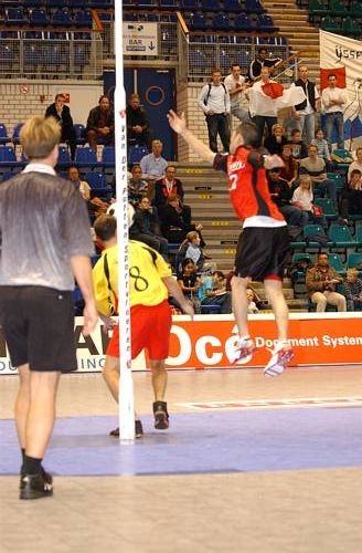 031105_4396.jpg 44348 byte