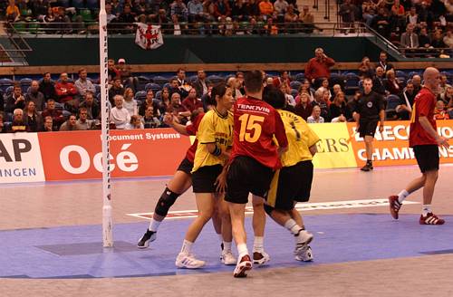 031108_5223.jpg 36861 byte