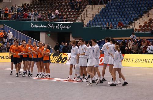 031108_5293.jpg 37454 byte