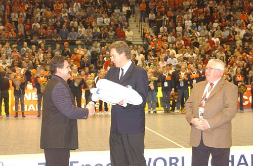 031109_5831.jpg 37281 byte