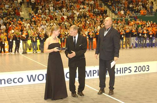 031109_5833.jpg 37316 byte